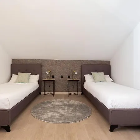 Preciosa Casa Cerca De La Playa Holiday home Castelldefels