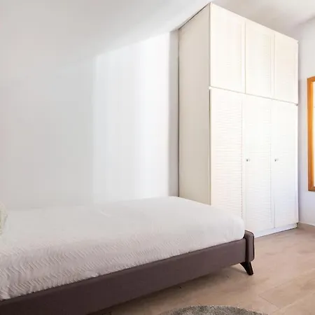 Preciosa Casa Cerca De La Playa Holiday home Castelldefels