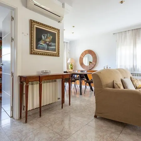 Preciosa Casa Cerca De La Playa Holiday home Castelldefels